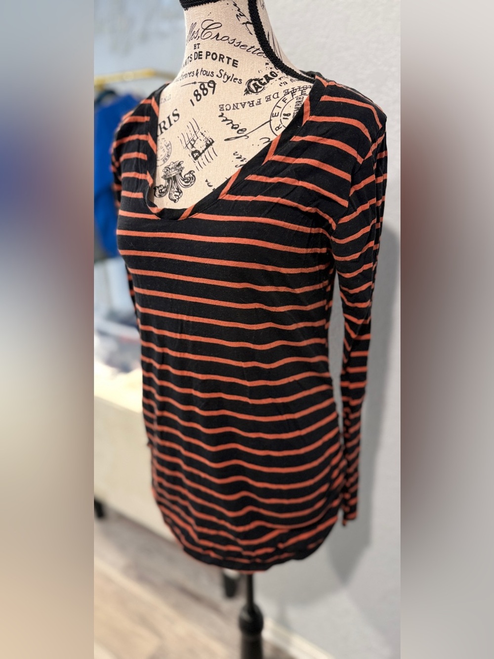 Isabel Maternity Medium Black Orange Stripe Long Sleeve Top Stretch Fall Basic - Picture 3 of 8